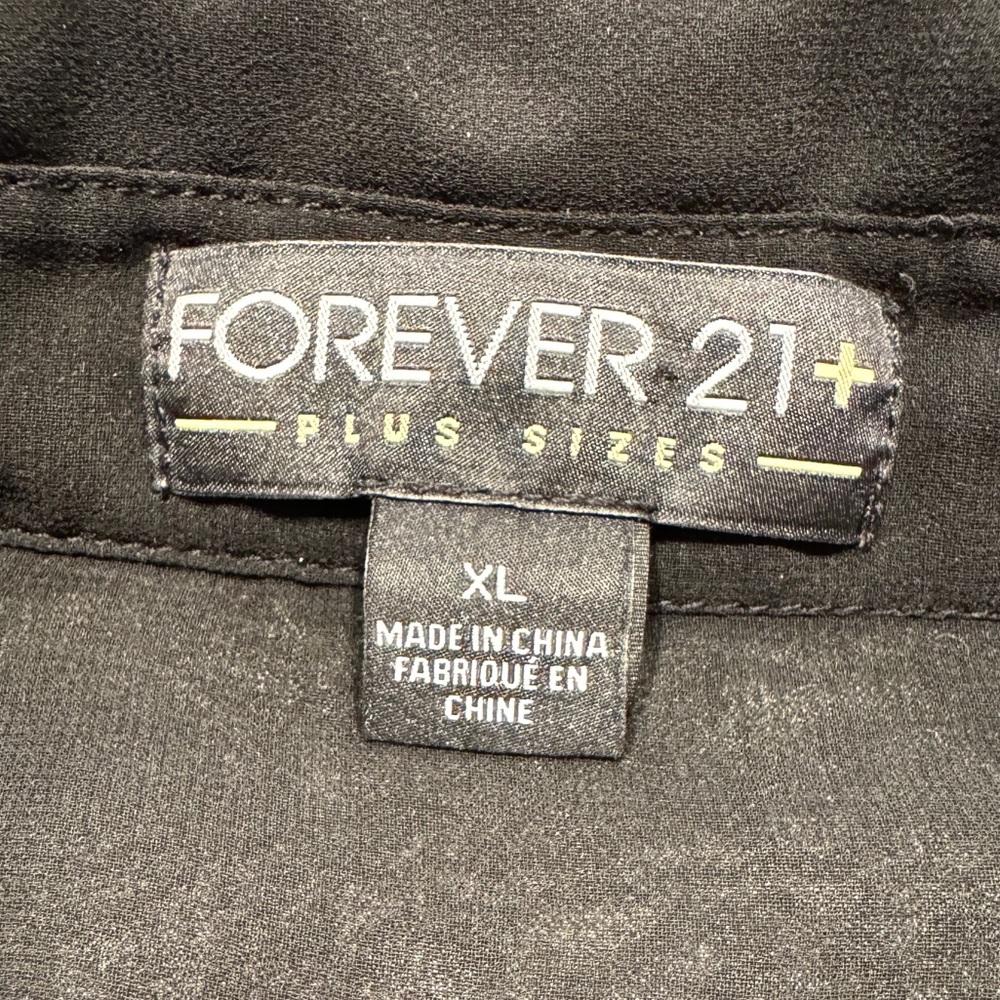 Forever 21 Sleeveless Black Sheer Button-Up Blouse with Collar Women’s Size XL - Picture 7 of 9